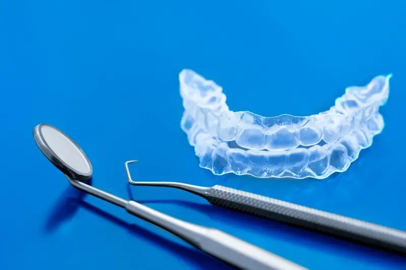 jak-dlugo-trwa-leczenie-nakladkami-invisalign-1